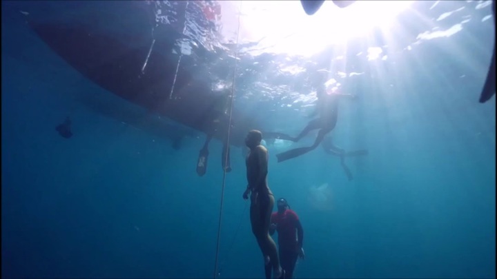 На 105 метров: В Сочи поставили рекорд Черного моря по фридайвингу