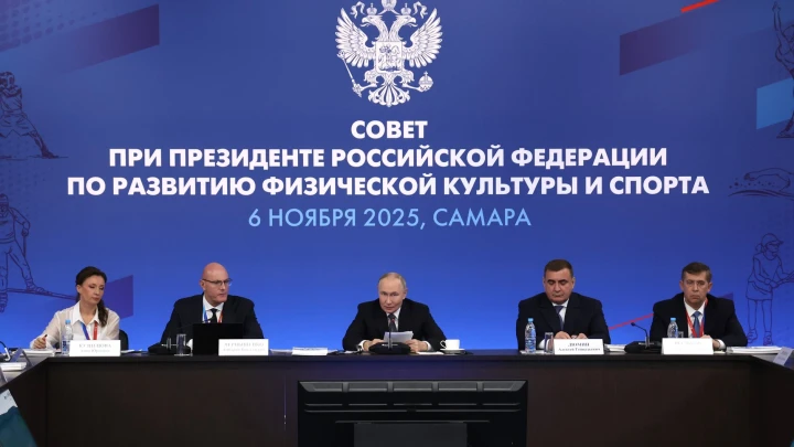 Путин в шутку отметил, как изменила Госдума бывшего министра спорта Матыцина