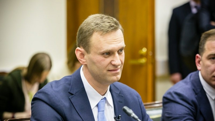 Британские СМИ зовут Навального Алекси и величают вице-премьером