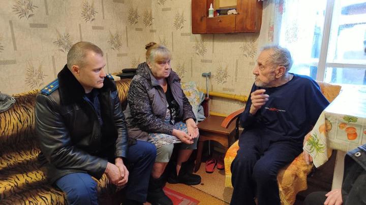 В Иванове мэрия отказала в улучшении условий живущему в доме без водопровода и канализации ветерану