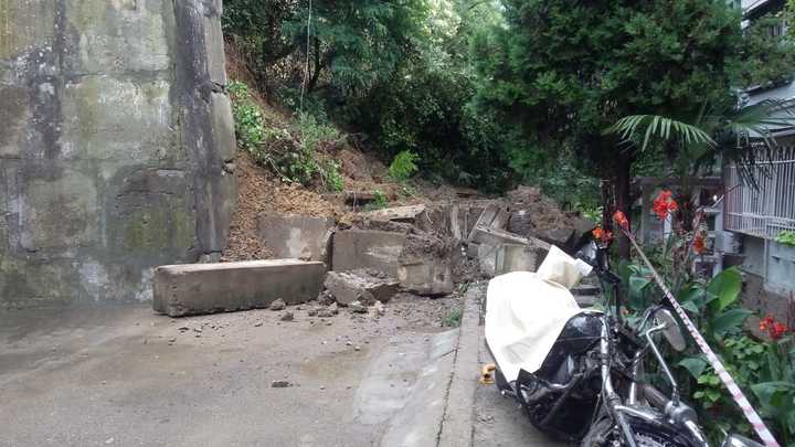 В Сочи ввели режим ЧС после крупного наводнения