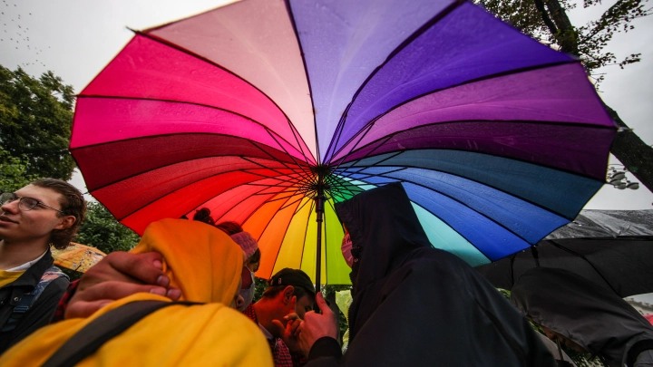 Что-то пошло не так: Модель-трансгендер* Максимова не смогла выступить в Москве