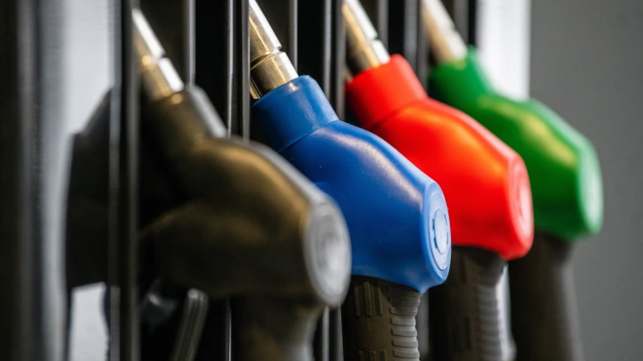 В Архангельске и Северодвинске ограничили продажу бензина