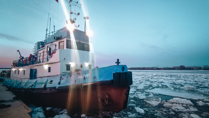 В Архангельске остановят судоходство на период ледохода