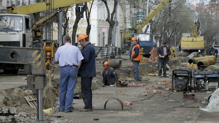 Теплотрасса на костях: В Москве рабочие выкопали человеческие останки во время земляных работ