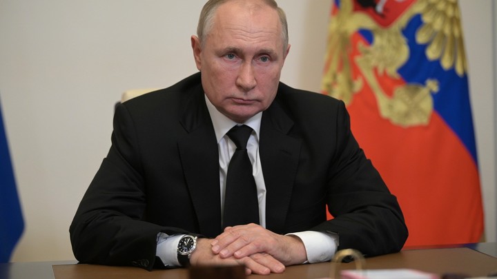 Список доверенных лиц Путина: 346 человек от Рошаля до SHAMAN