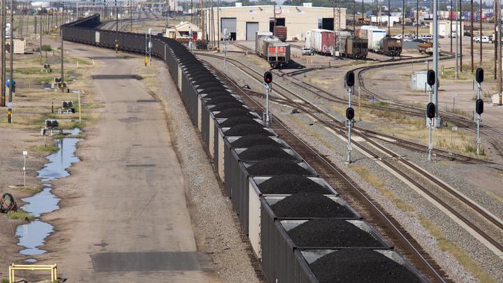 Жителям Акимовки посоветовали сейчас не покупать уголь