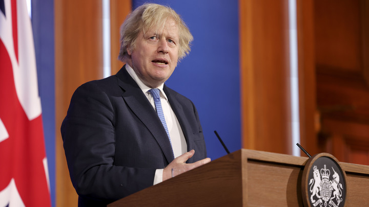 Никаких исключений: В канцелярии Джонсона объяснили его отказ идти на похороны принца Филиппа