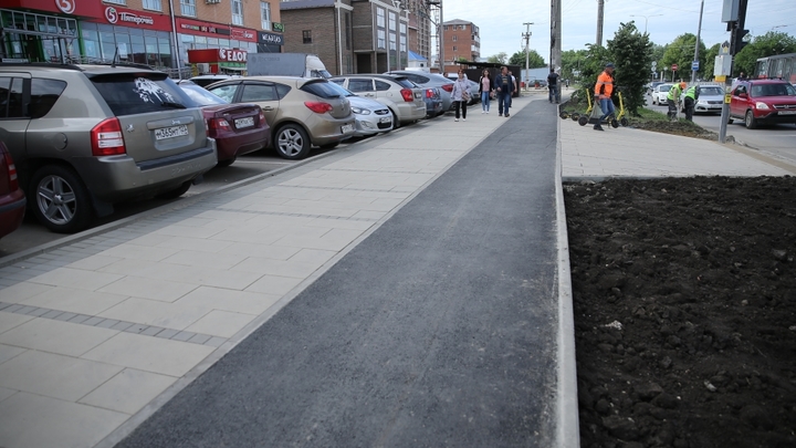 Вдоль новой трамвайной ветки в Краснодаре делают тротуары и велодорожки