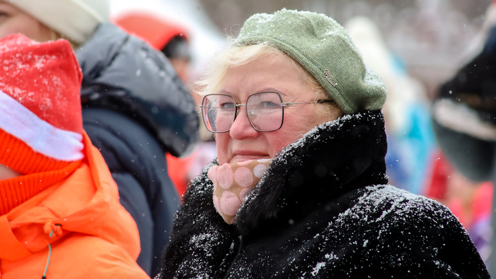 Кому и на сколько повысят пенсии в России с 1 февраля?