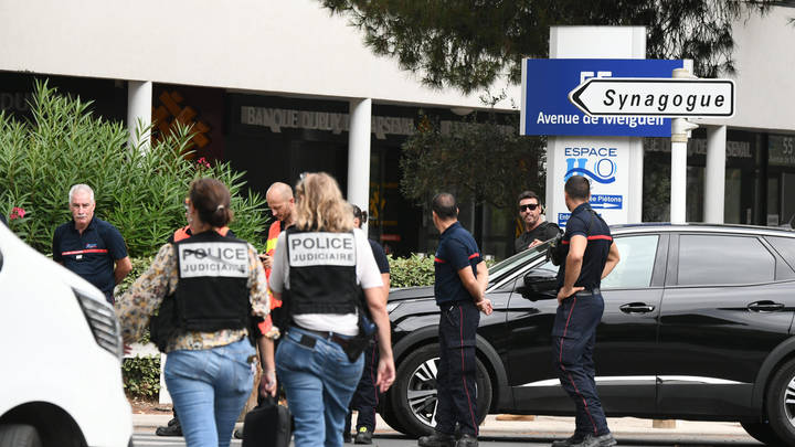 За расследование взялась антитеррористическая прокуратура: Возле синагоги на юге Франции произошёл взрыв