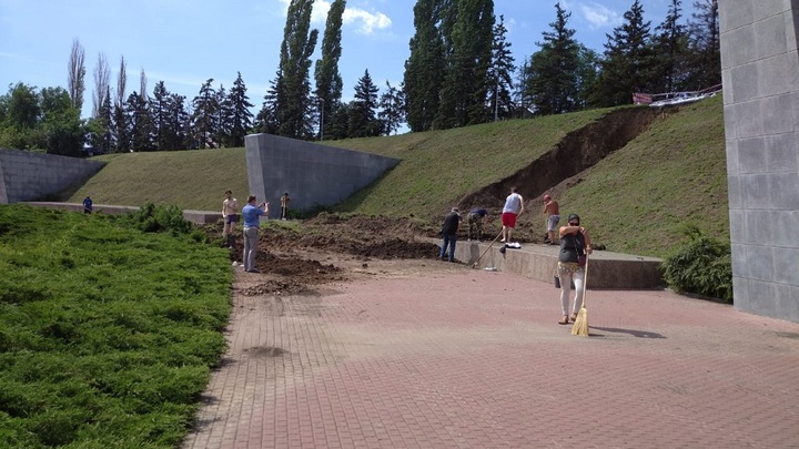 Казаки помогут восстановить мемориал в Змиевской балке, пострадавший во время стихии