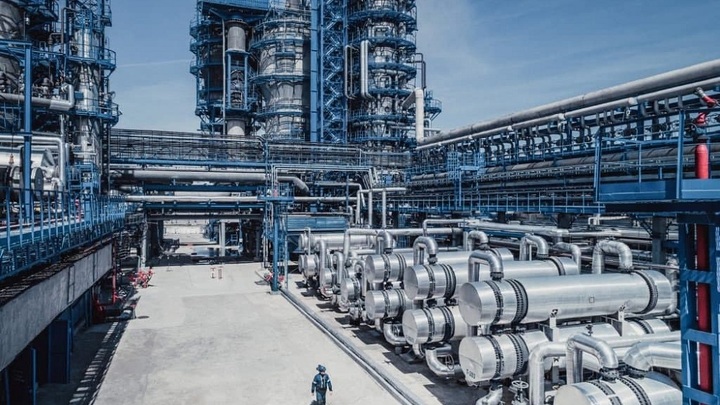 Украинский дрон атаковал нефтебазу в Брянской области