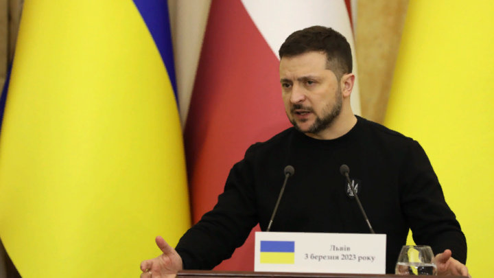 Зеленский озвучил чёткую позицию всей ставки. В Бахмуте будет усилена оборона