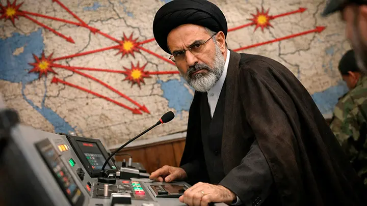 Профессор с бомбой. Смерть Хаменеи открыла путь Арафи: Ближний Восток превращается в ядерный капкан для США