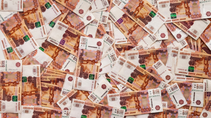 За 9 месяцев 2025 года оборот столичного общепита составил почти 700 млрд рублей