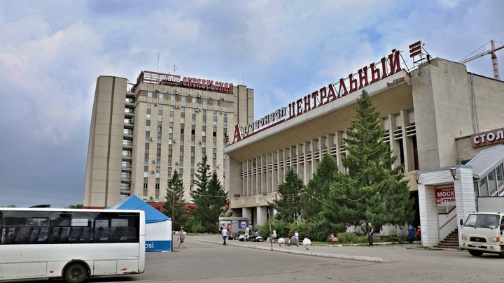 Налоговая настояла: в Самаре владельцам Центрального автовокзала запретили продавать автобусы