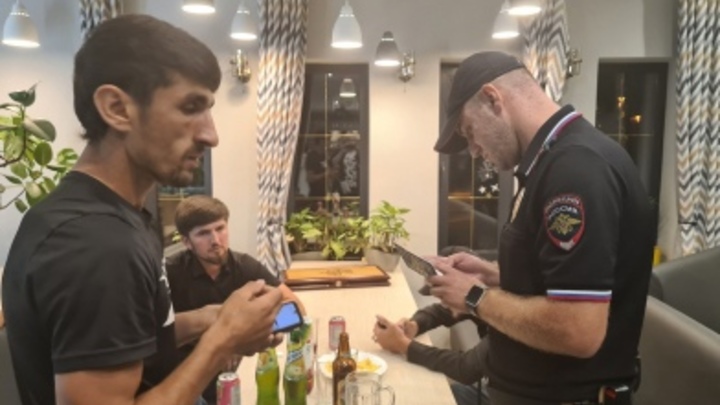Полицейские нашли нелегальных мигрантов в развлекательных заведениях Самары