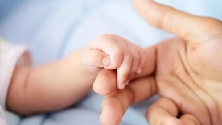 Грач, Лучезара и Тор: московский ЗАГС назвал самые редкие имена детей за 2025 год