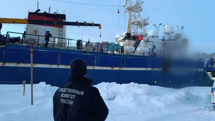 В Беринговом море член экипажа рыболовецкого судна убил коллегу 1 января