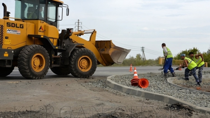 В Кургане велосипедисты выбили себе велодорожку