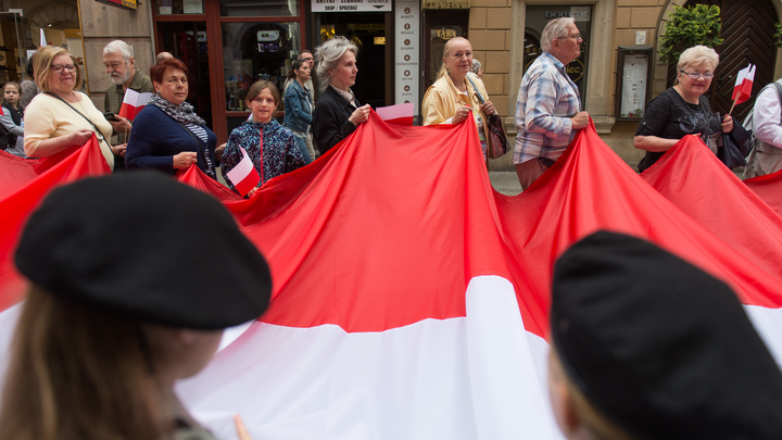В Варшаве осудили критику Зеленского в адрес Польши