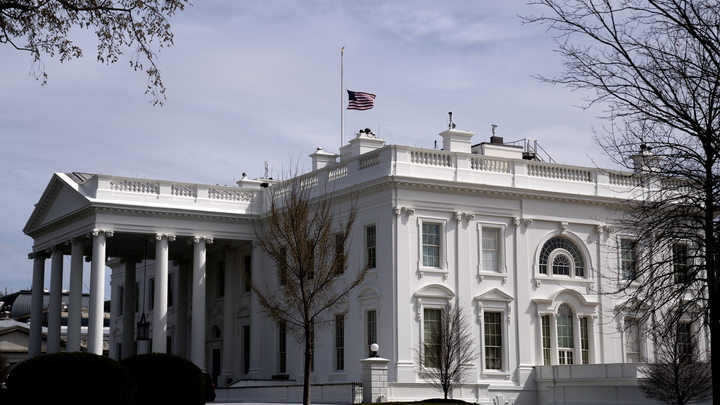 Русский ответ США стал поводом для политического анекдота: Папа, вы там совсем, что ли?
