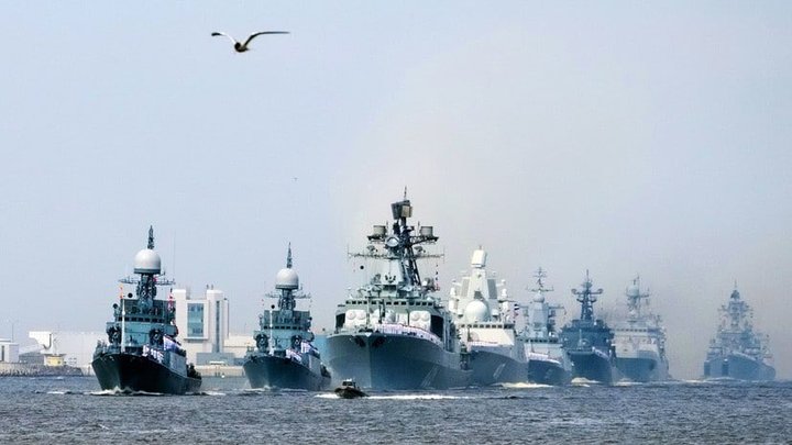 Русский корабль-невидимка против стелса США: Военный эксперт объяснил разницу