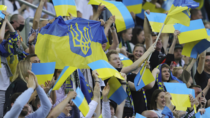 Британцы оставили украинцев без домов. Политолог: Поиграли в гостеприимство - и будет