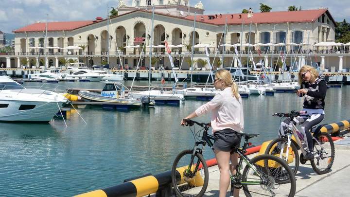 Пируем в кризис: В Краснодарском крае хотят построить сеть стоянок для яхт