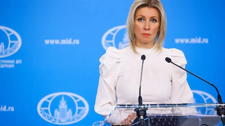 Захарова: Зеленский убивает граждан своей страны на западные деньги