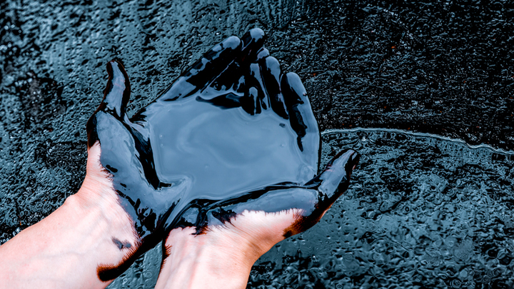 Почему у Транснефти постоянно что-то проливается