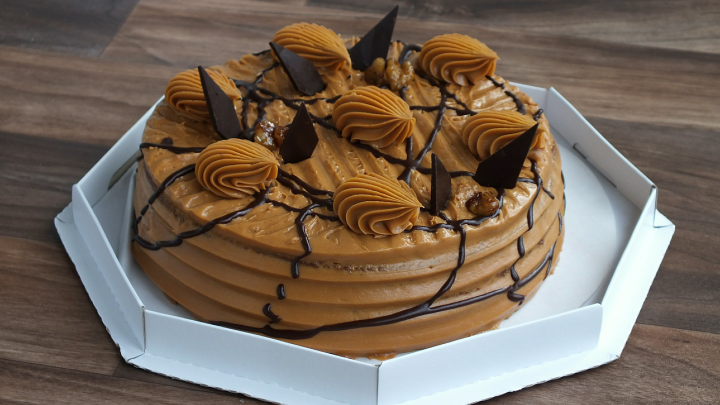 Жителя Новосибирской области арестовали за надпись на именинном торте