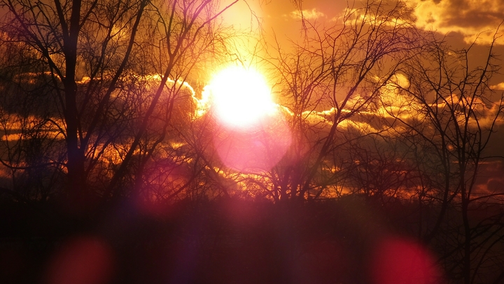 На Солнце произошли шесть мощнейших вспышек