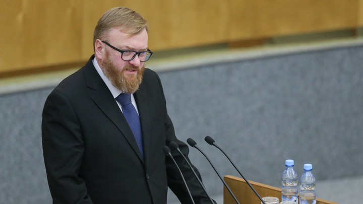 Милонов идет войной на неугодных депутатов и отправляет их в штрафбаты
