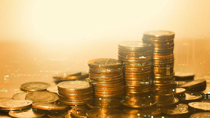 В Краснодаре озвучили среднюю зарплату чиновников