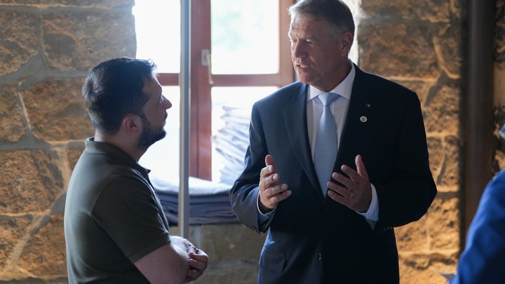 Зеленский в Кишиневе пообещал отправить в нокаут мэра Киева экс-боксера Кличко