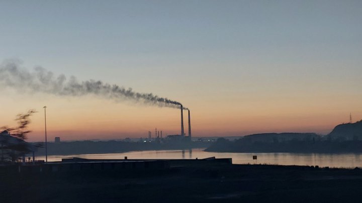 Жители Кузбасса в марте дышали сероводородом, фенолом и диоксидом азота
