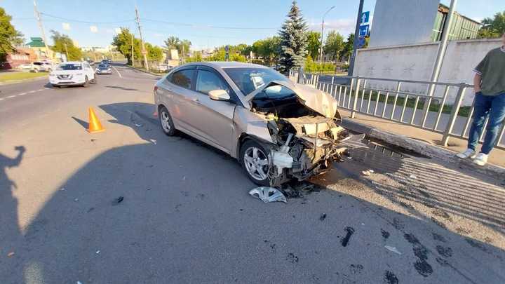 Четверо детей пострадали при столкновении двух автомобилей в Нижнем Новгороде