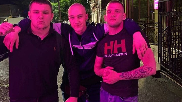 Нападает на прохожих и не боится полиции. Приезжий украинец избивает русских на улицах Ростова