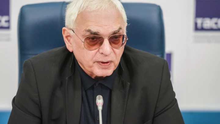 Тут и Карен Шахназаров не выдержал: Всё, до свидания!