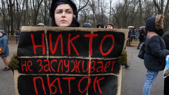 Полицейским, до смерти запытавшим в здании полиции Нурболата Жумобаева, вынесли приговор в Шымкенте