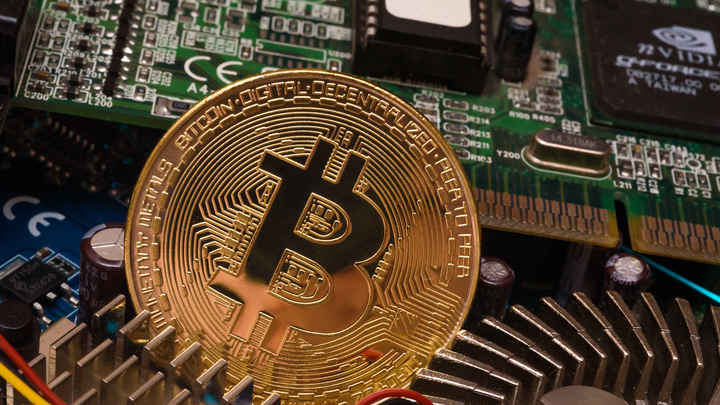 ЦБ назвал три отличия цифрового рубля от криптовалюты