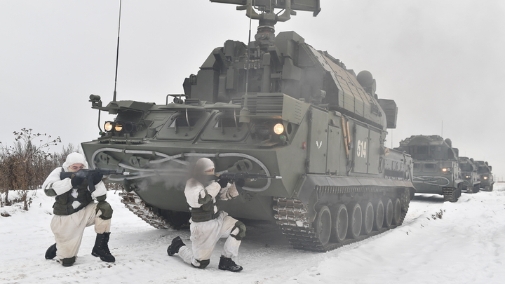 Русские прикроют Белоруссию Панцирем и С-400