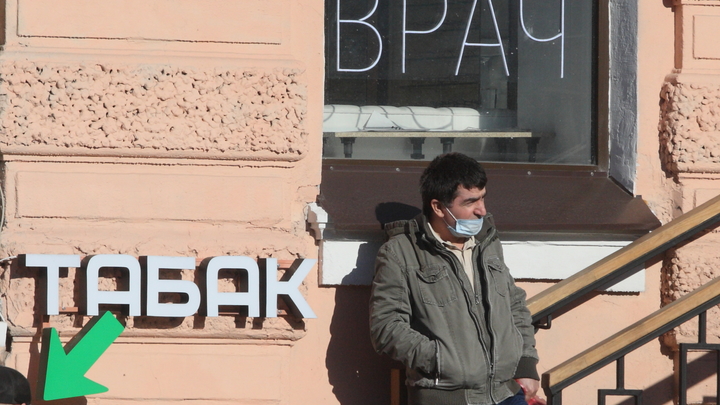 Стало известно, сколько и каких мигрантов выдворили из Санкт-Петербурга