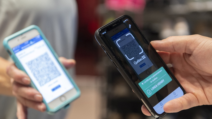 В Екатеринбурге с 25 октября начинает работать система пропуска по QR-кодам
