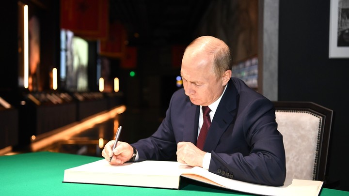 Хватит рассусоливать: Путин развеял все теории заговора о коронавирусе