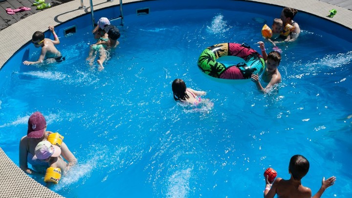 Массовое отравление в бассейне Сочи: Прокуратура сообщила о состоянии детей