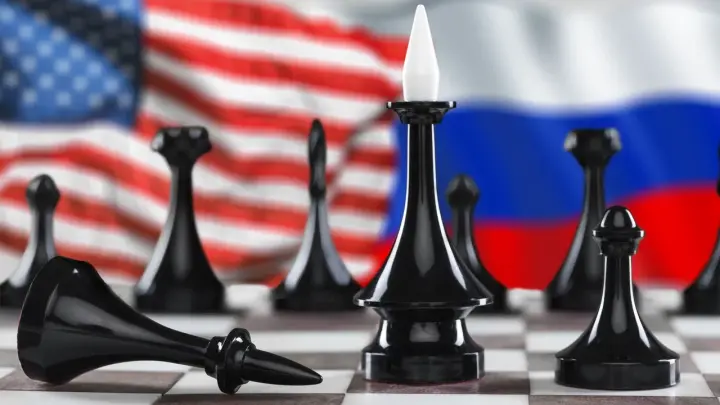 «Взгляд»: К диалогу России и США подключили специалиста по очень большим деньгам