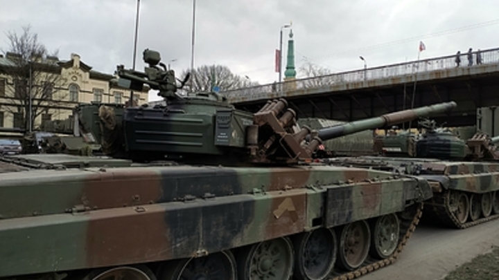 «RusVesna»: Украинская армия бросает бронемутантов в бой в Бахмуте